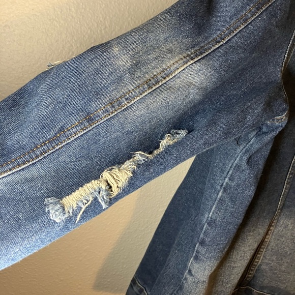 Plus size‎ Jean jacket distressed blue comfortable - Picture 3 of 7